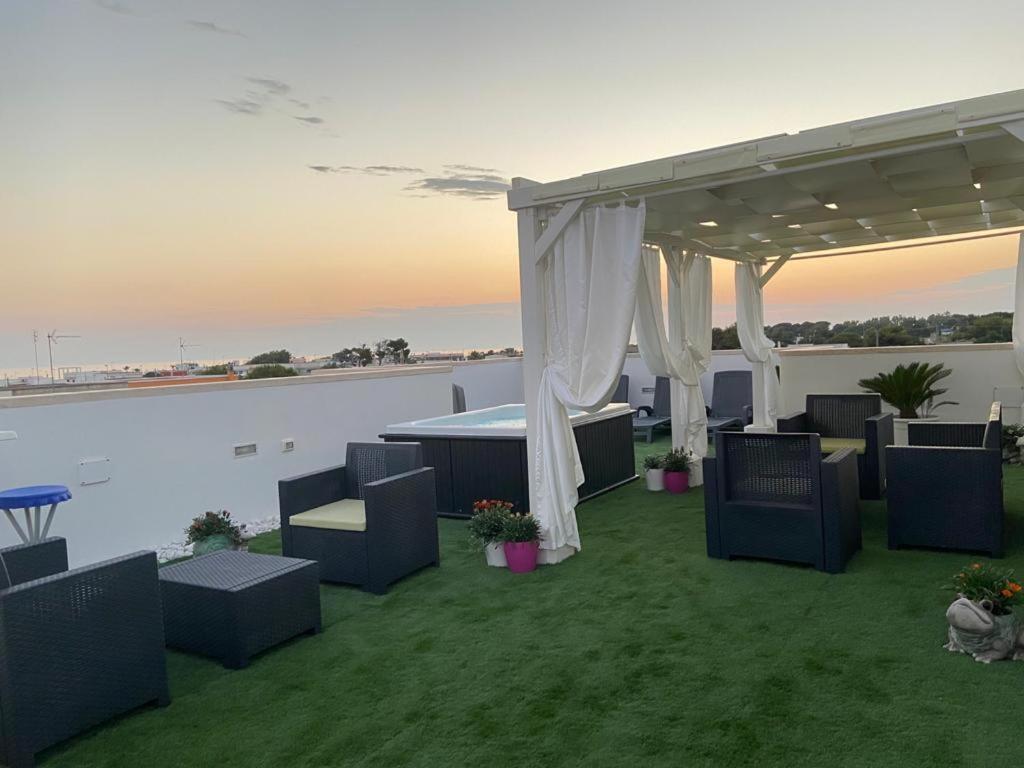 טורה סן ג'ובאני אוג'נטו B&B Punta Stilo מראה חיצוני תמונה